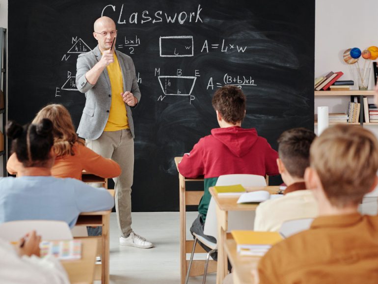 Classroom return: 4 ways to help students readjust